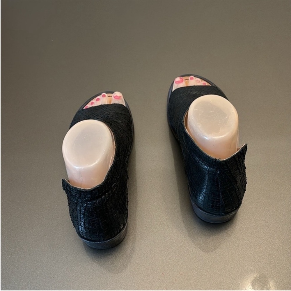 Black Open-Toe Free People Leather Sandals - Picture 5 of 13
